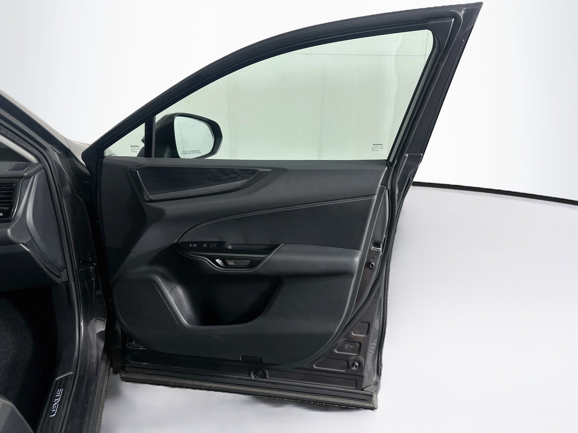 Used 2025 Lexus NX 250 FWD w/ Premium Package image 33