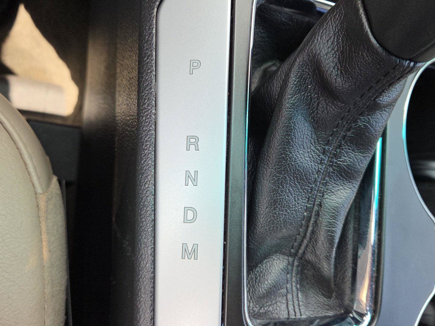 Used 2015 Ford Explorer Limited AWD/4WD image 34