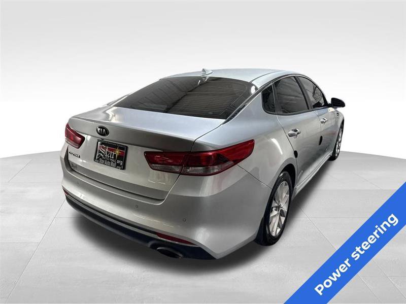 Used 2018 Kia Optima LX w/ Convenience Package image 5
