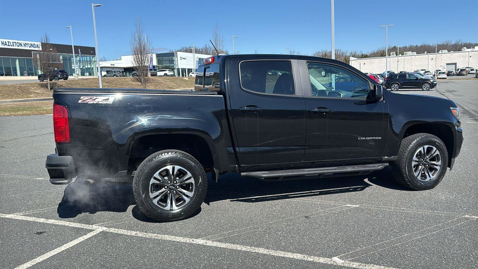 Used 2022 Chevrolet Colorado Z71 w/ Safety Package image 5