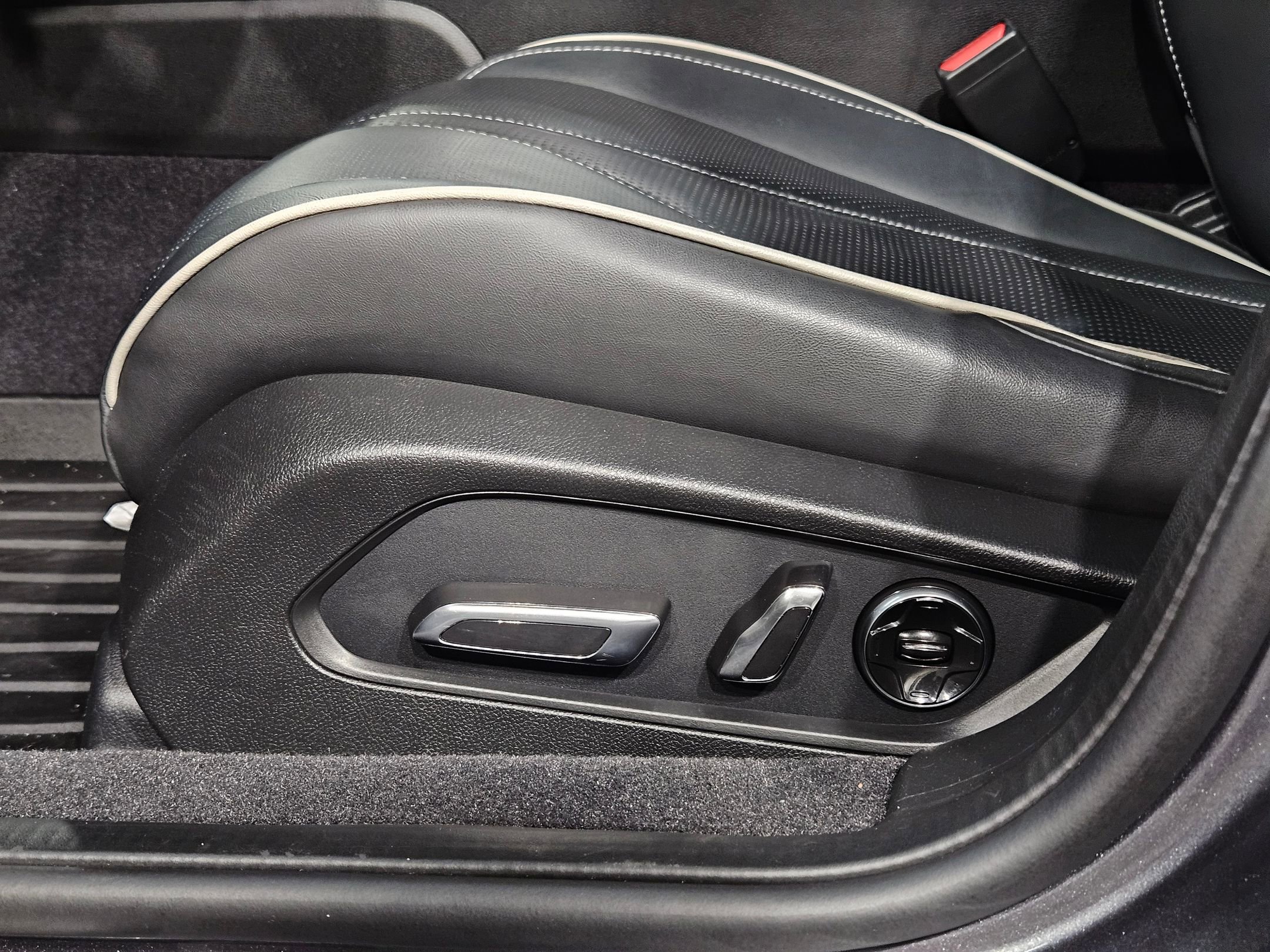 Used 2021 Acura TLX w/ Advance Package image 22