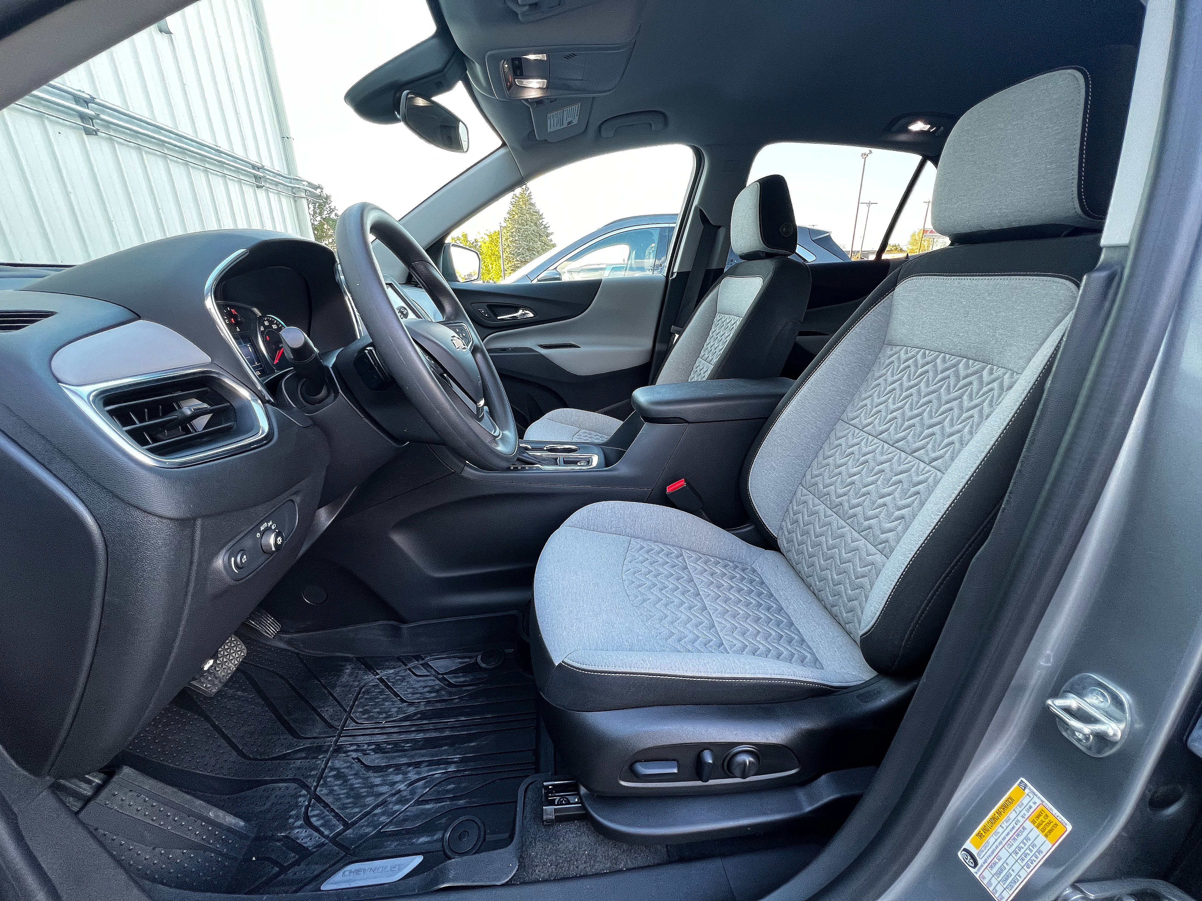 Used 2024 Chevrolet Equinox LS w/ LS Convenience Package image 13