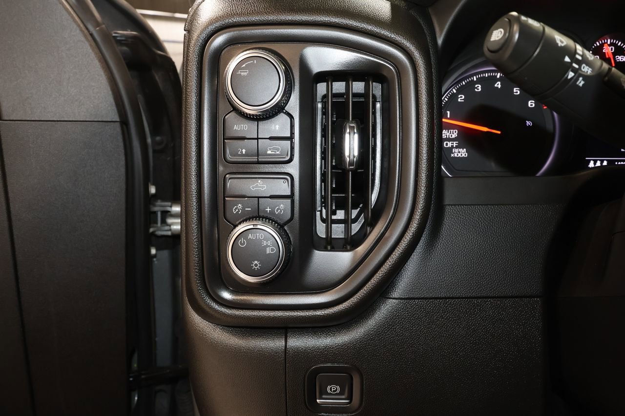 Certified 2024 GMC Sierra 1500 Pro w/ Graphite Edition image 11