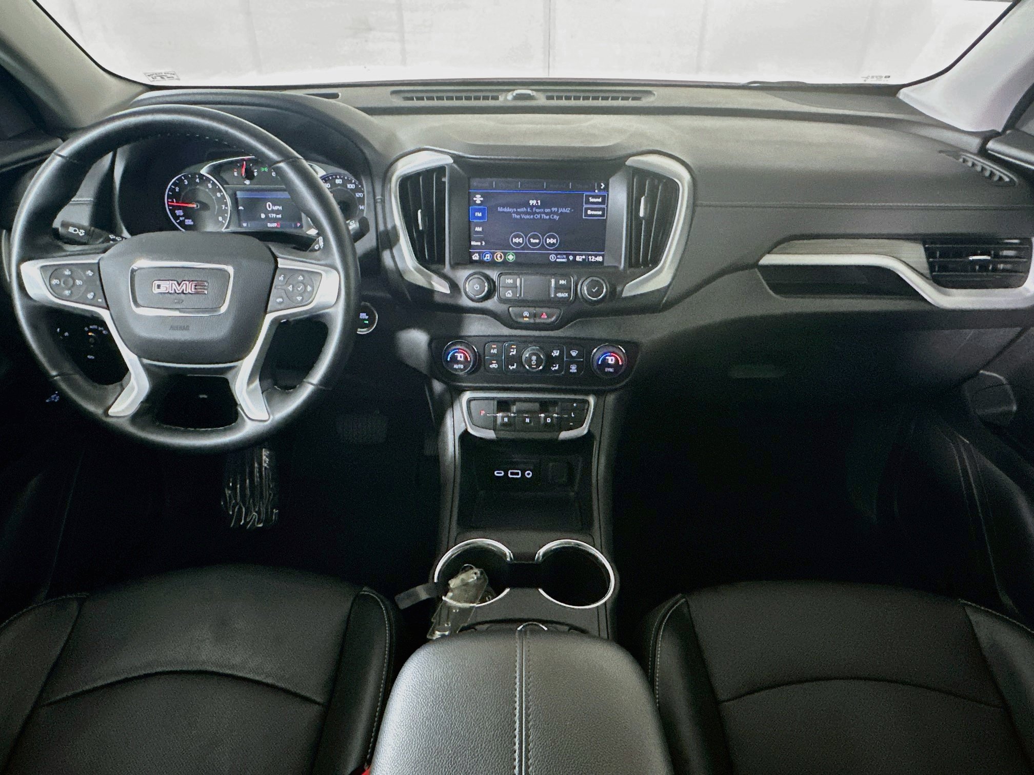 Used 2024 GMC Terrain SLT AWD/4WD image 27