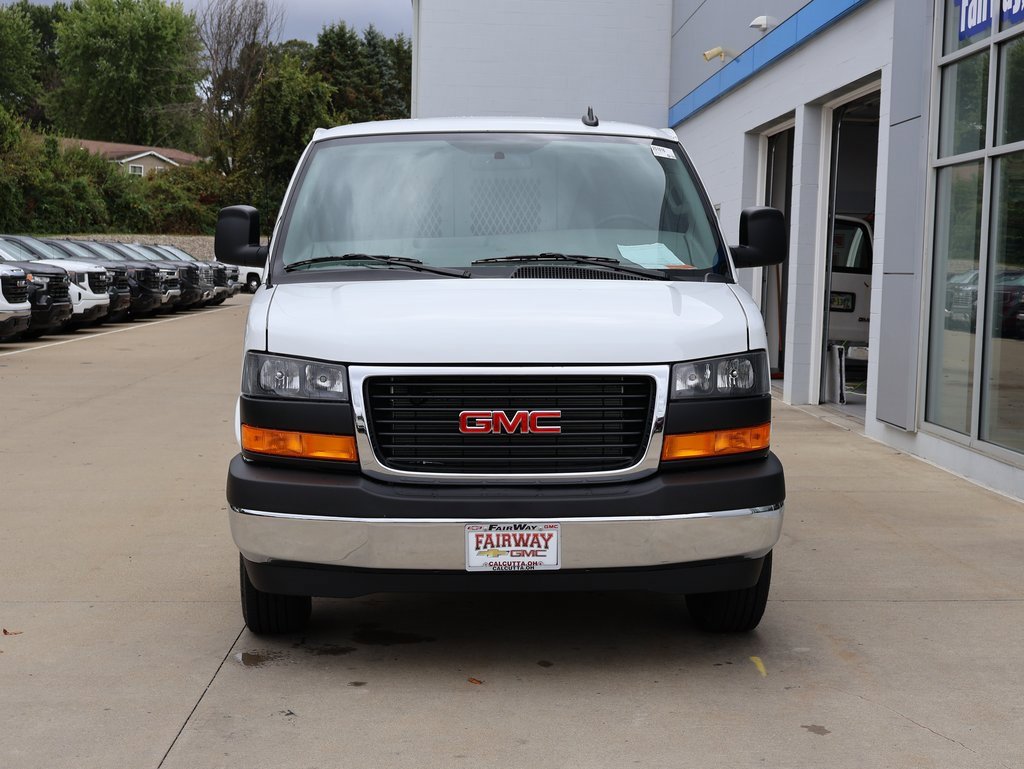 New 2025 GMC Savana 2500 Work Van w/ Enhanced Convenience Package image 5