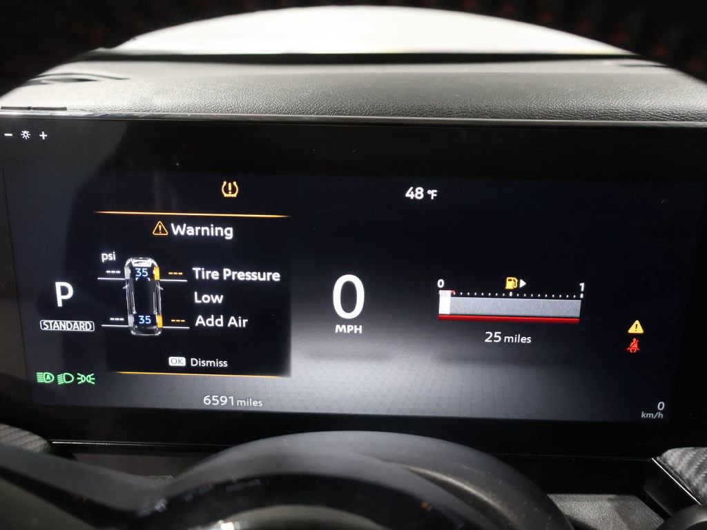 Used 2025 Nissan Kicks SR image 41