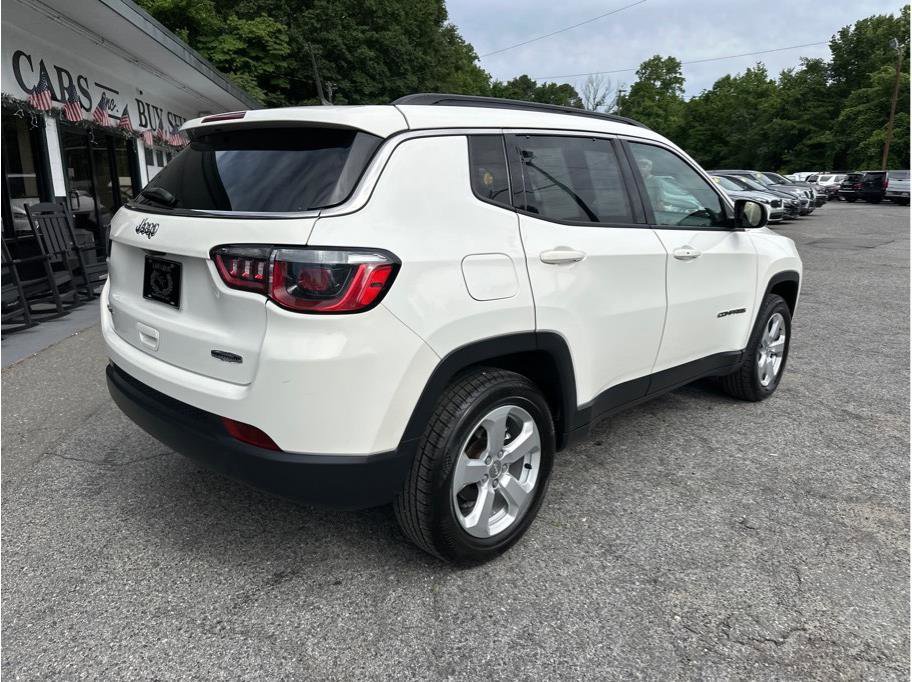 Used 2018 Jeep Compass Latitude w/ Cold Weather Group image 6