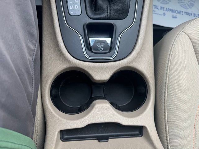 Used 2019 Jeep Cherokee Latitude w/ Cold Weather Group image 23