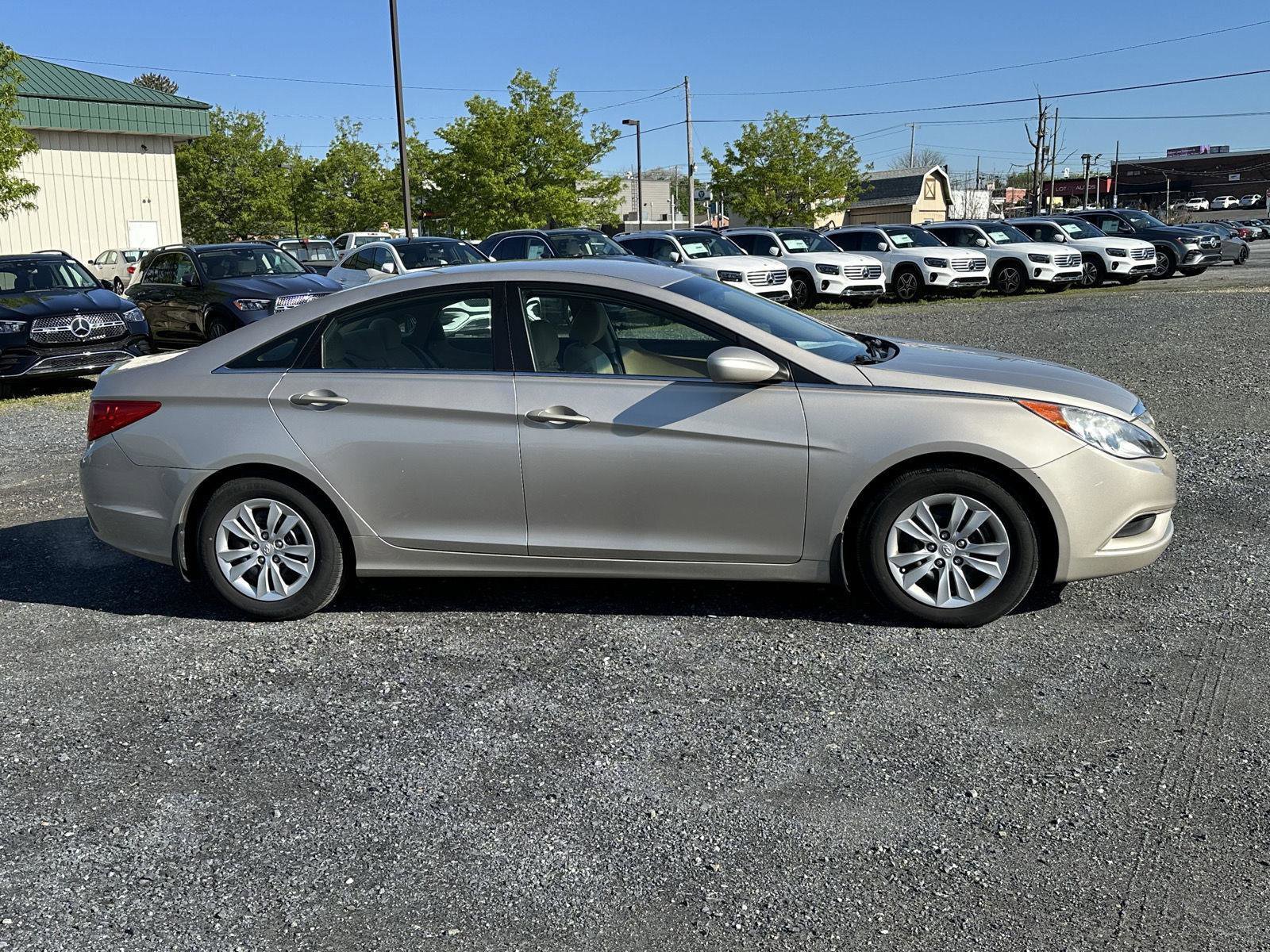Used 2011 Hyundai Sonata GLS FWD image 9