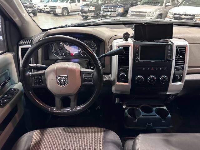 Used 2012 RAM 2500 SLT w/ Technology Group AWD/4WD image 13