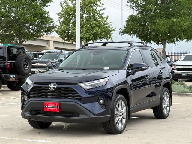 Used 2025 Toyota RAV4 XLE Premium FWD image 7