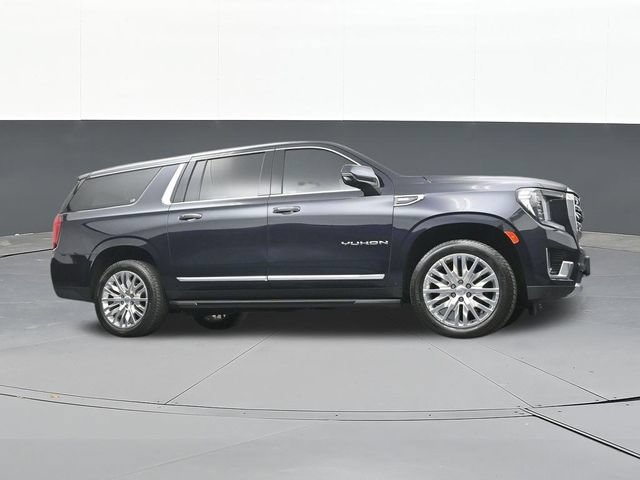 Used 2022 GMC Yukon XL SLT w/ SLT Premium Package AWD/4WD image 55