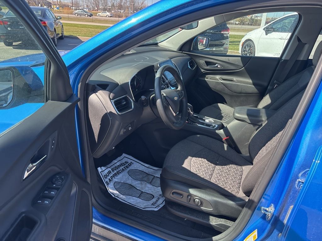 Used 2024 Chevrolet Equinox LT image 20