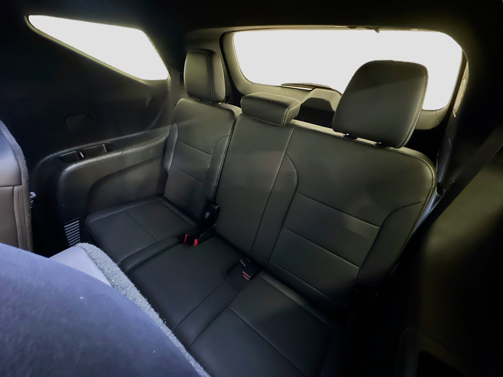 Used 2025 Chevrolet Traverse LT image 30