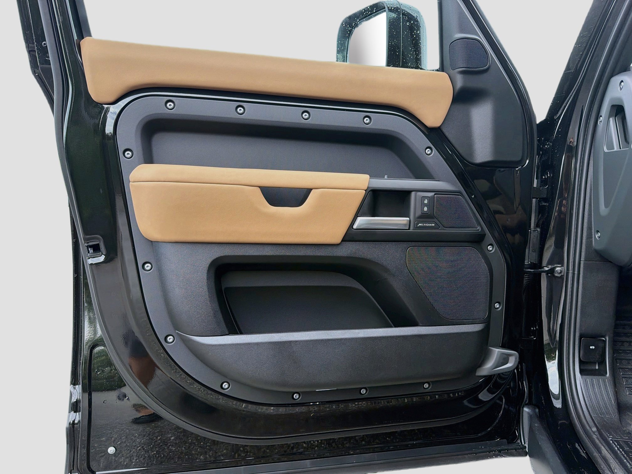 New 2026 Land Rover Defender 110 S AWD/4WD image 21