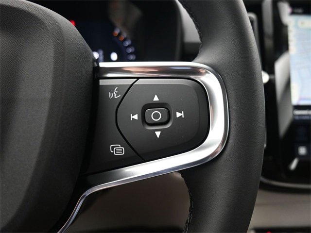 New 2026 Volvo XC40 B5 Plus w/ Protection Package Premier image 24