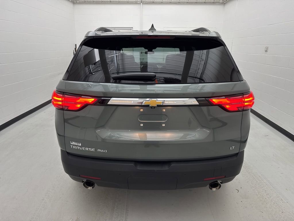 Used 2022 Chevrolet Traverse LT image 9