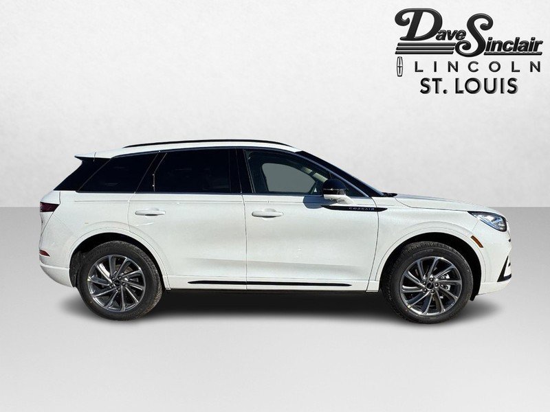 New 2025 Lincoln Corsair Grand Touring w/ Equipment Group 301A image 4