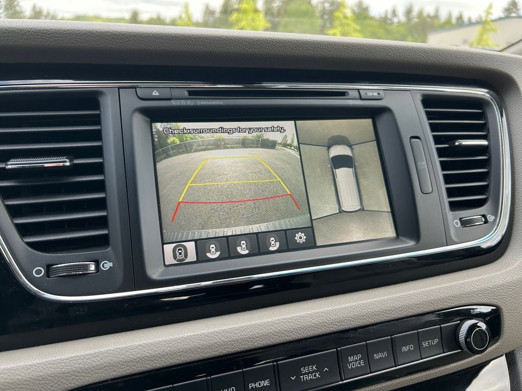 Used 2018 Kia Sedona SX Limited FWD image 17