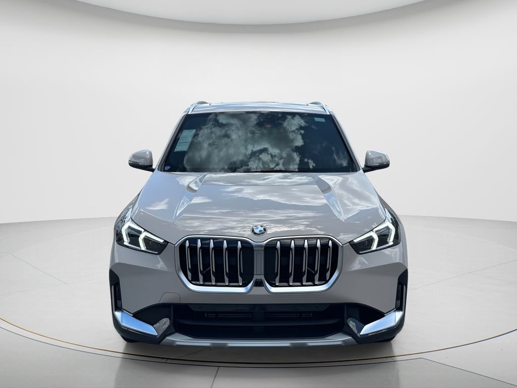 New 2026 BMW X1 xDrive28i w/ Technology Package AWD/4WD image 2