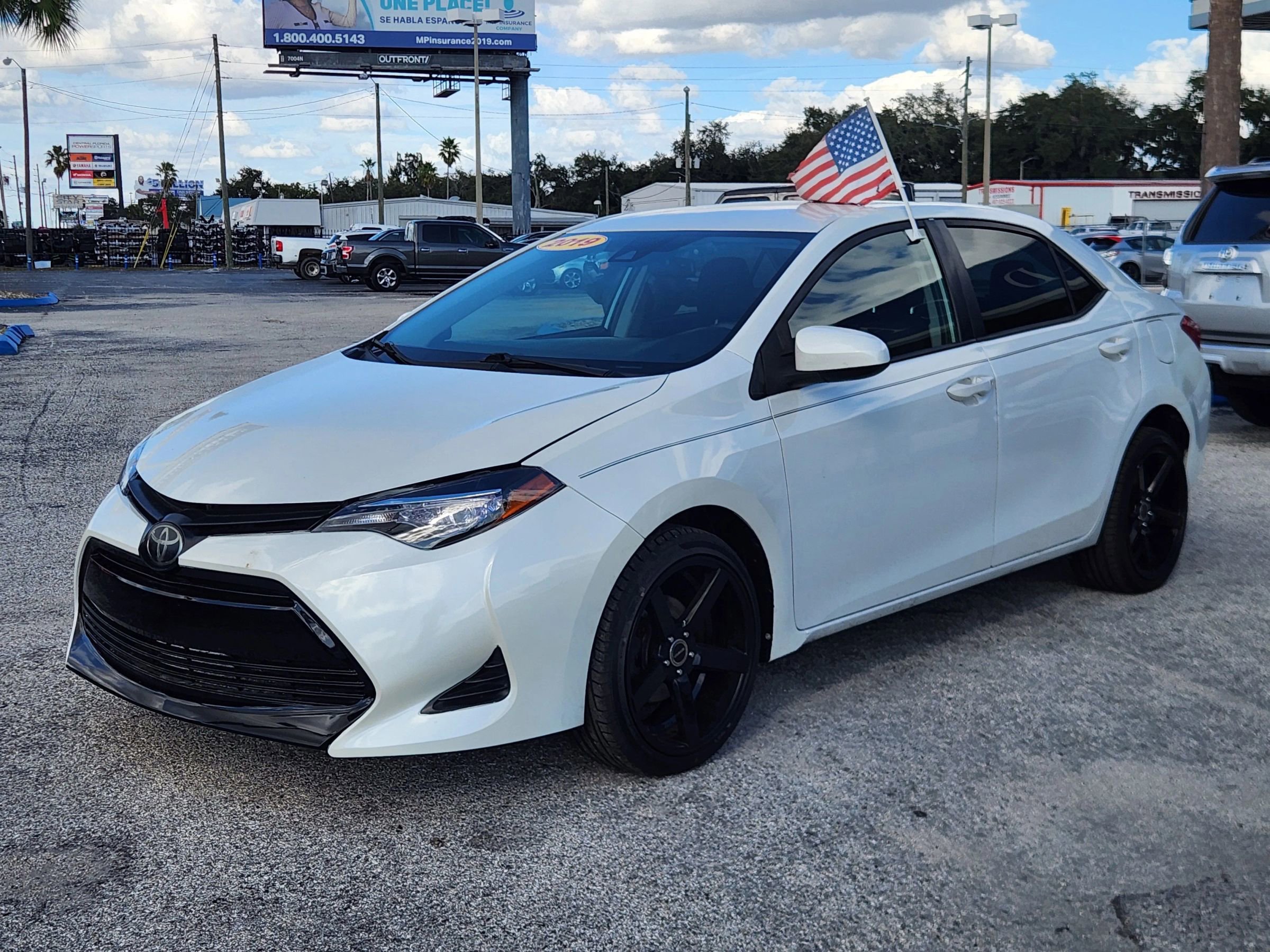 Used 2019 Toyota Corolla LE FWD image 4
