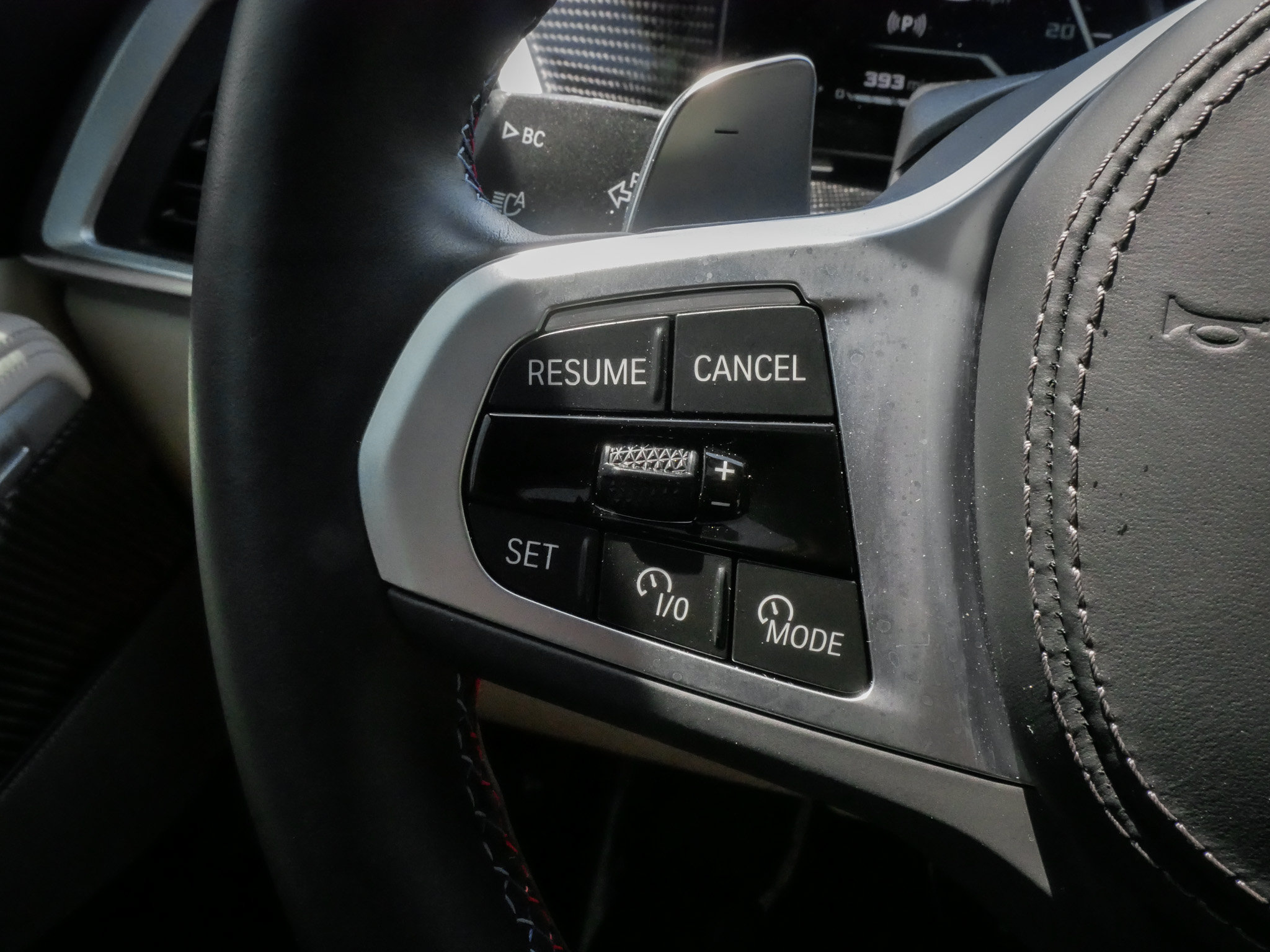 Used 2024 BMW X6 M60i AWD/4WD image 19