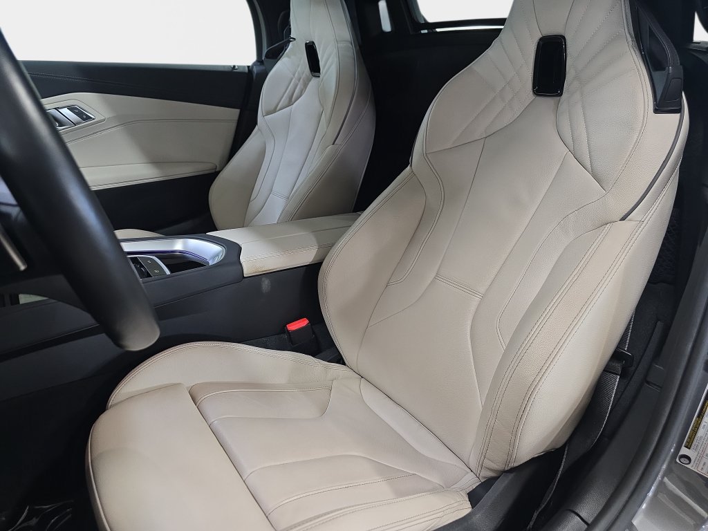 Certified 2025 BMW Z4 M40i w/ Premium Package RWD image 17