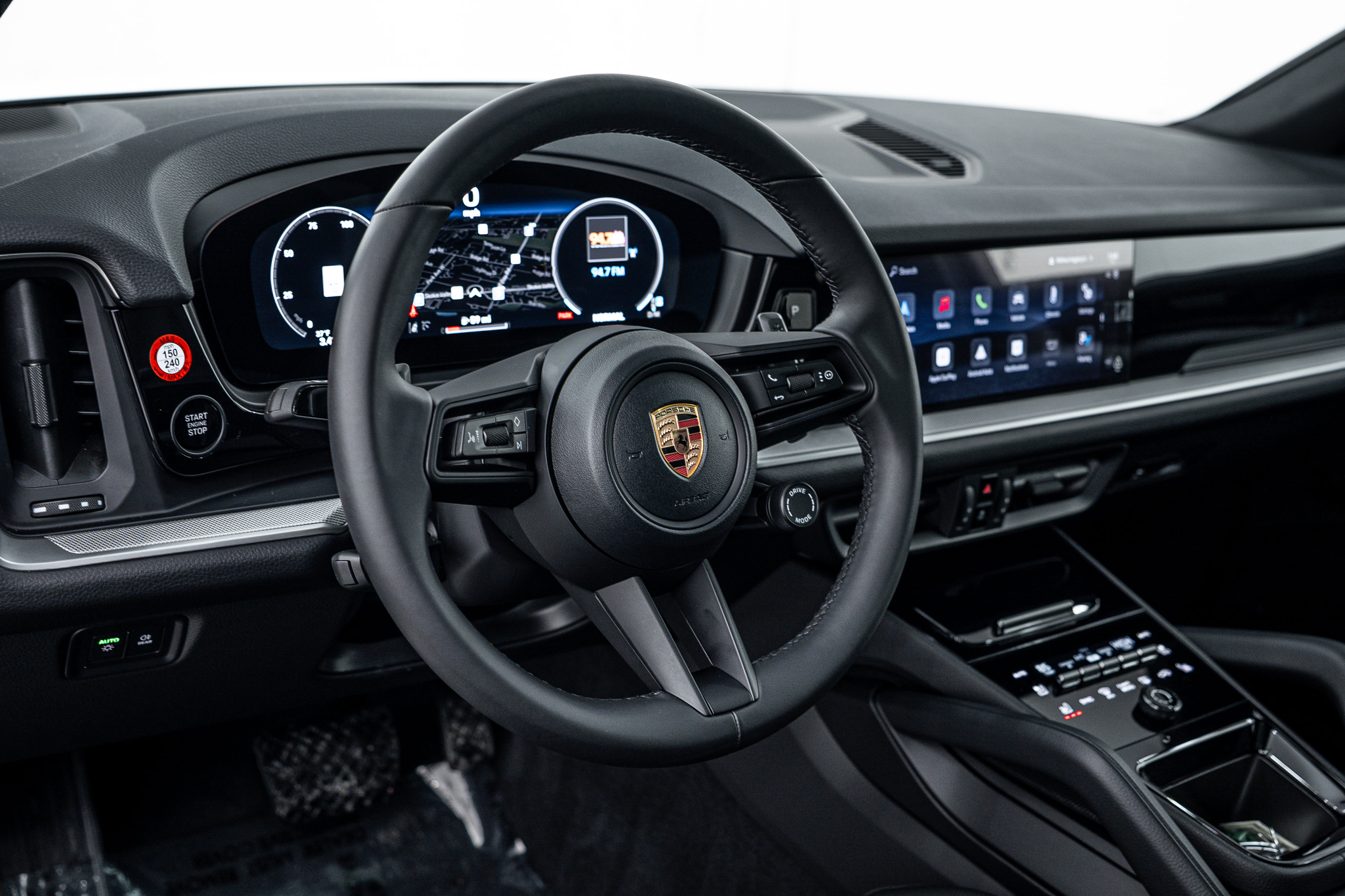 Certified 2026 Porsche Cayenne image 14