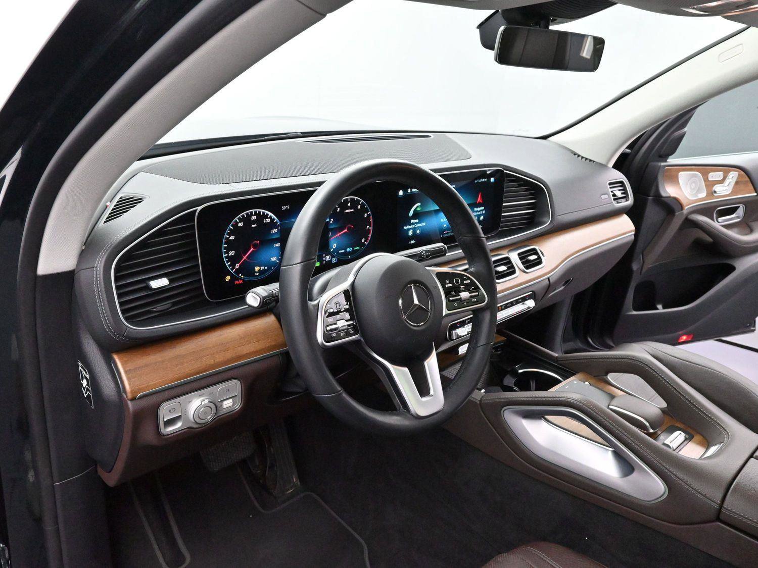 Used 2023 Mercedes-Benz GLS 450 4MATIC image 15