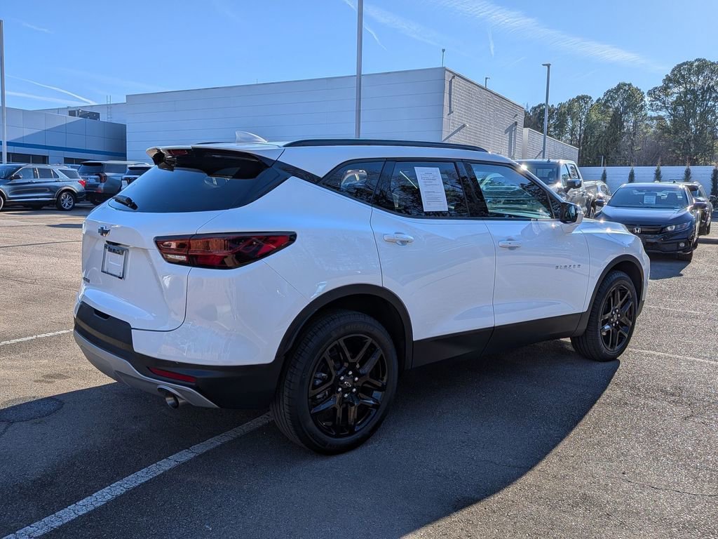 Used 2025 Chevrolet Blazer LT w/ Sound & Technology Package image 4