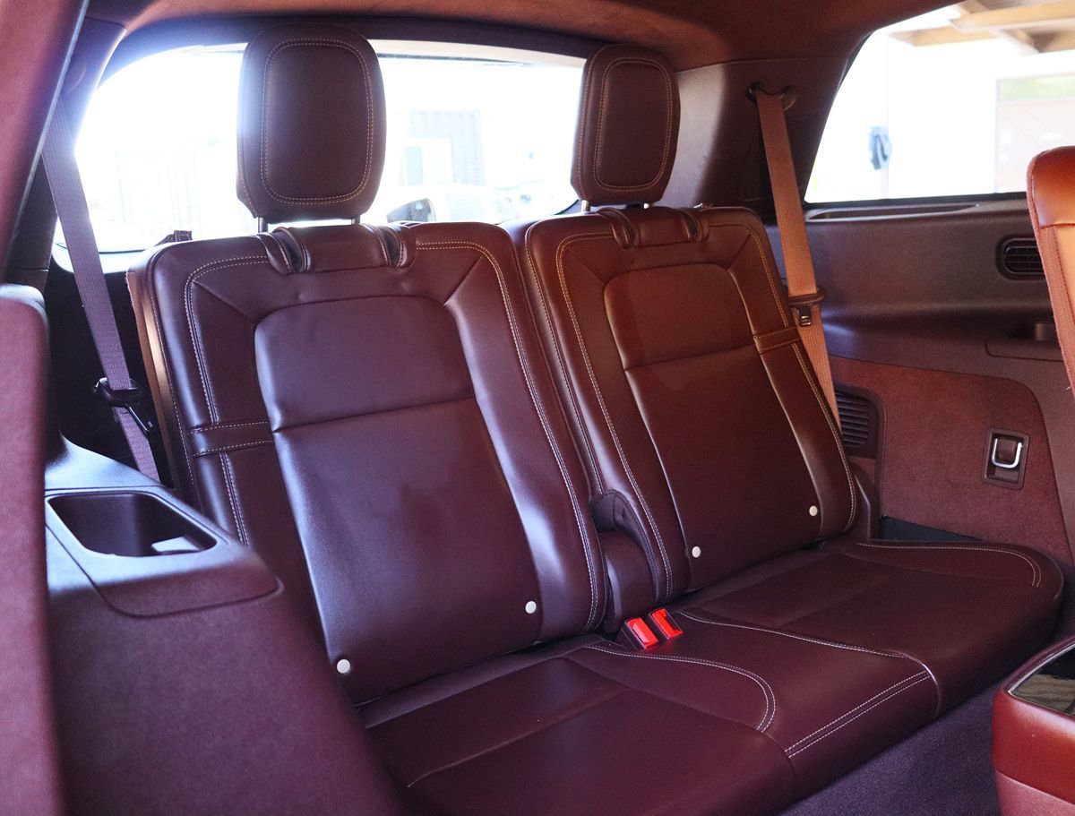 Used 2020 Lincoln Aviator Black Label w/ Dynamic Handling Package AWD/4WD image 28