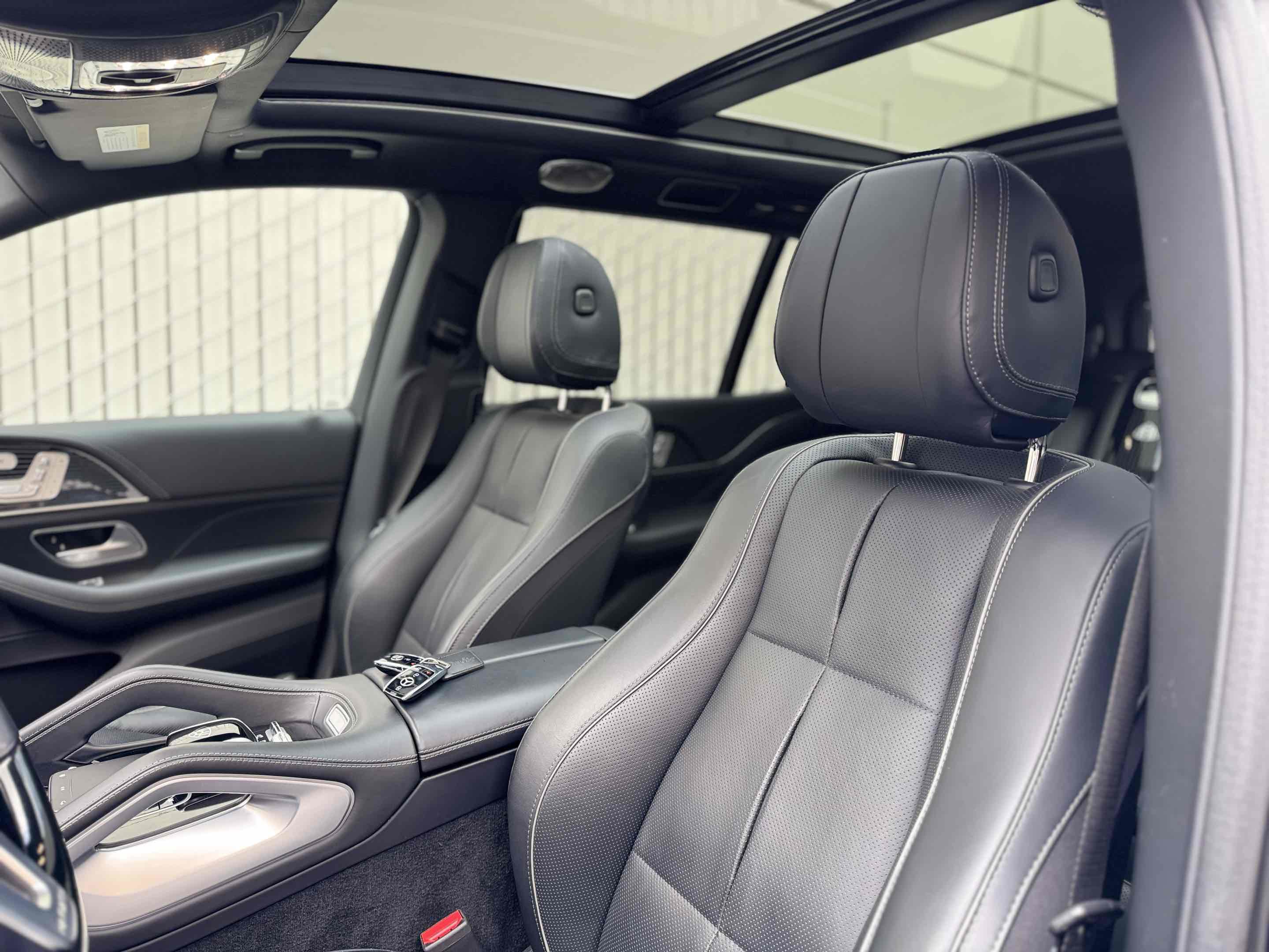 Used 2023 Mercedes-Benz Maybach GLS 600 4MATIC image 40