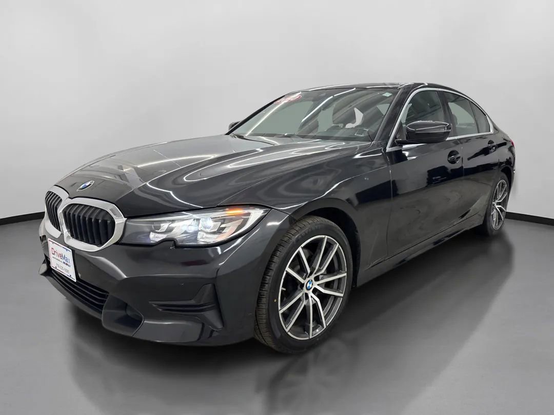 Used 2020 BMW 330i xDrive Sedan w/ Driving Assistance Package AWD/4WD image 4
