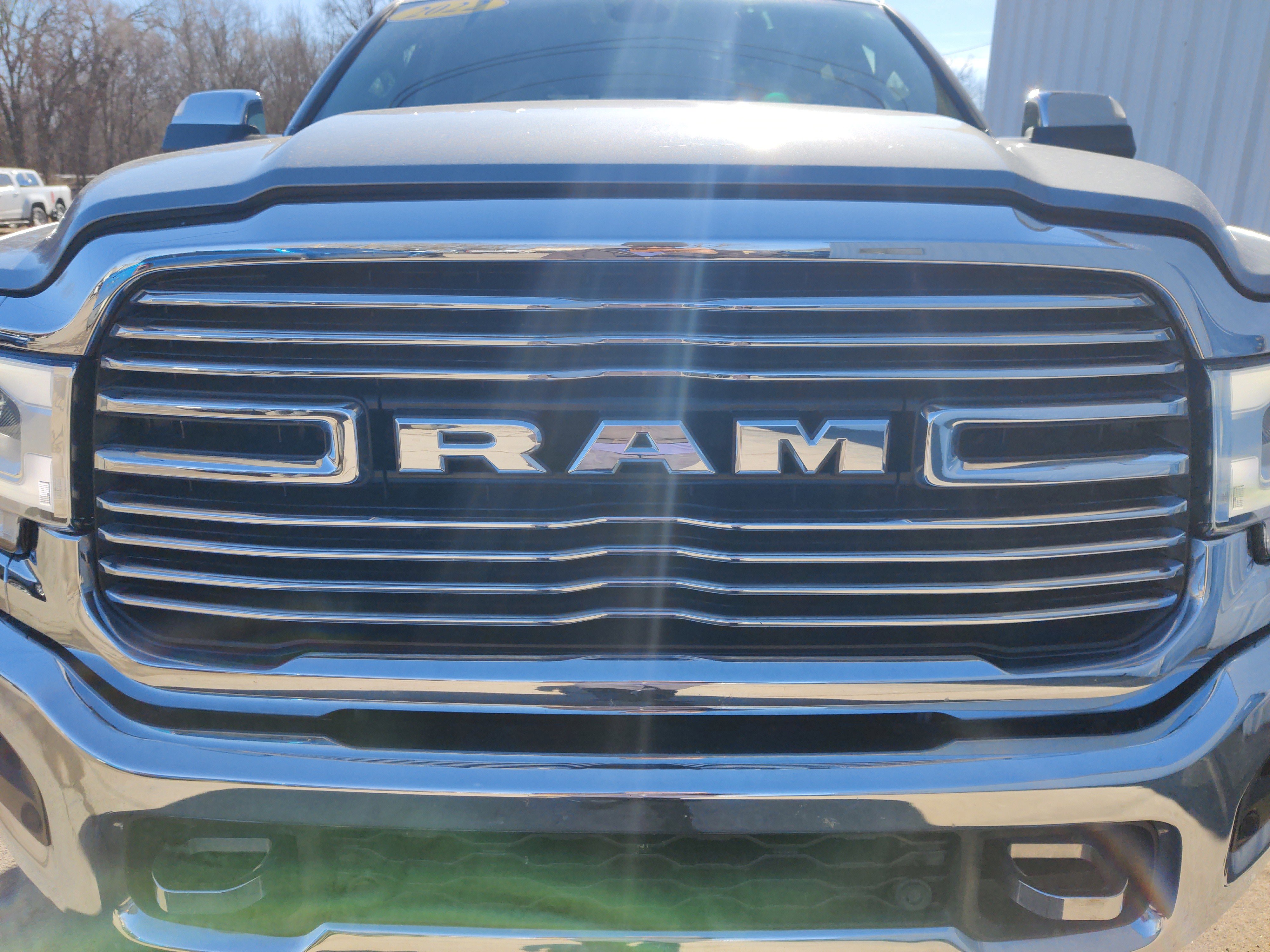 Used 2022 RAM 2500 Laramie AWD/4WD image 5