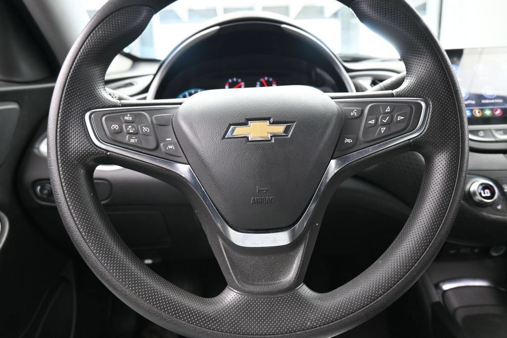 Used 2024 Chevrolet Malibu LT FWD image 23
