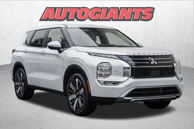 New 2025 Mitsubishi Outlander SE