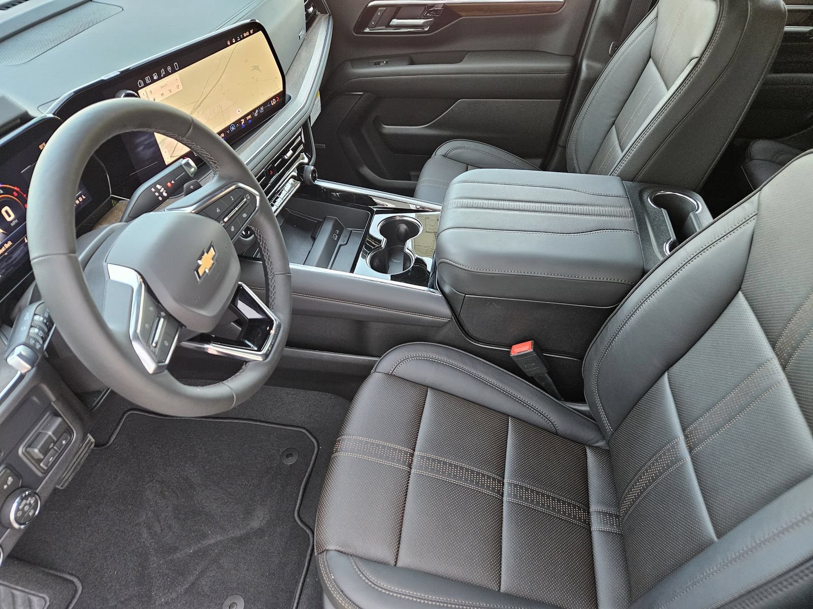 New 2026 Chevrolet Tahoe High Country AWD/4WD image 16