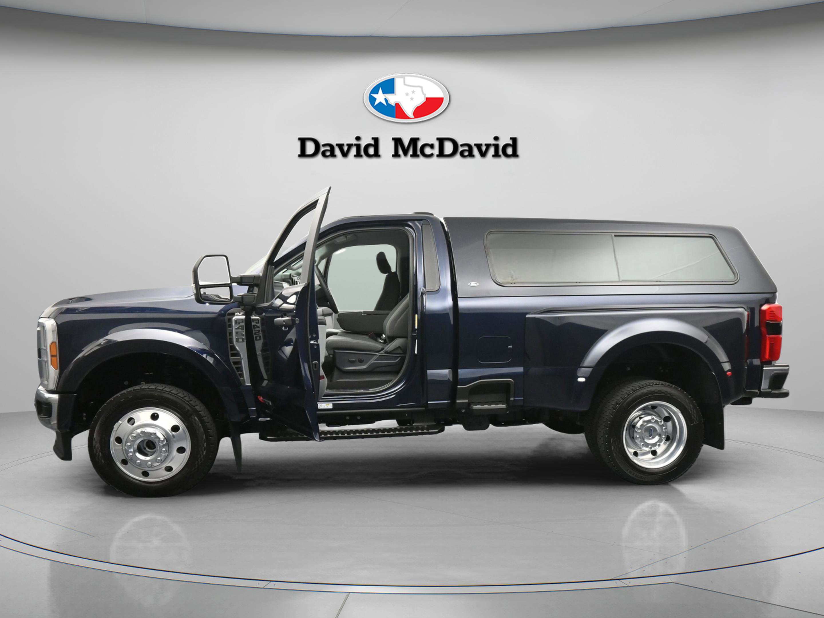 Used 2025 Ford F450 XLT w/ 360-Degree Camera Package image 44