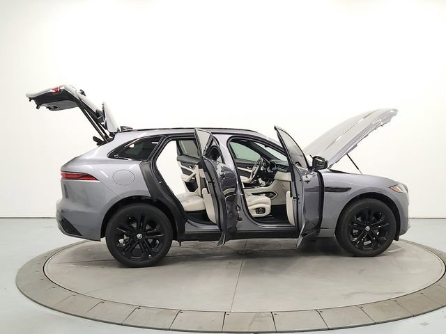 Used 2025 Jaguar F-PACE R-Dynamic S image 15