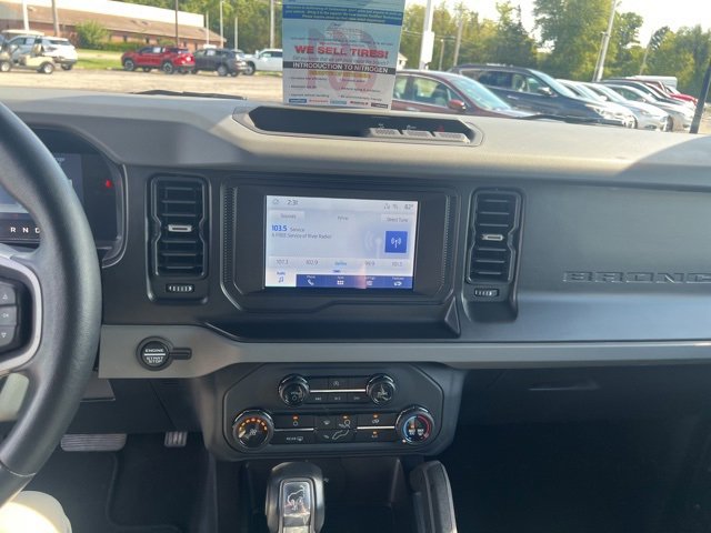 Used 2022 Ford Bronco Big Bend image 22