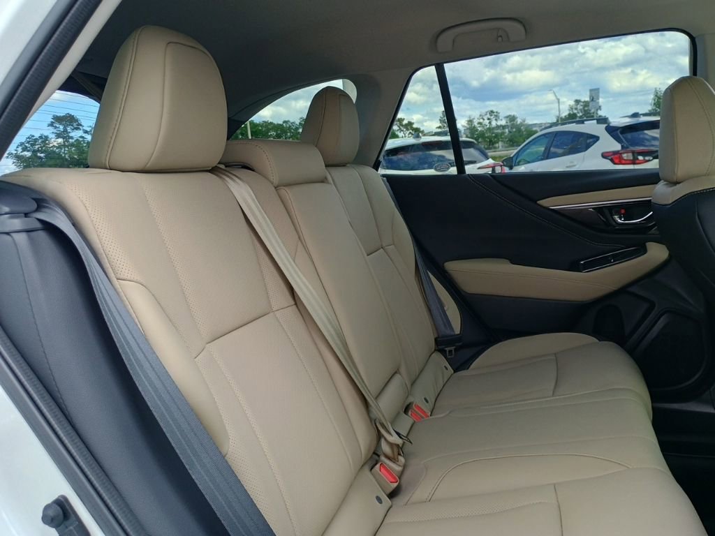 Certified 2025 Subaru Outback Limited AWD/4WD image 21