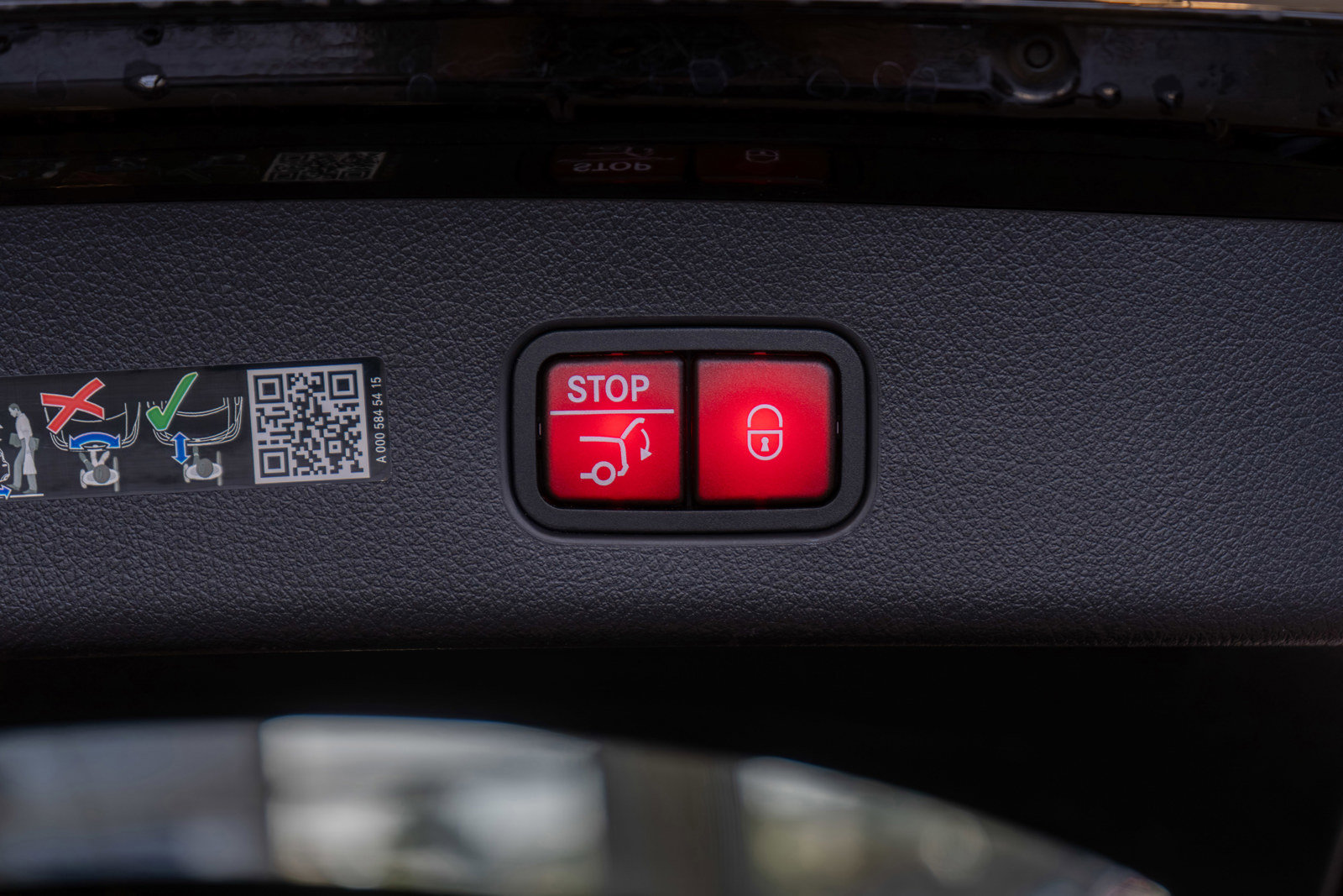 Used 2023 Mercedes-Benz GLC 300 image 34