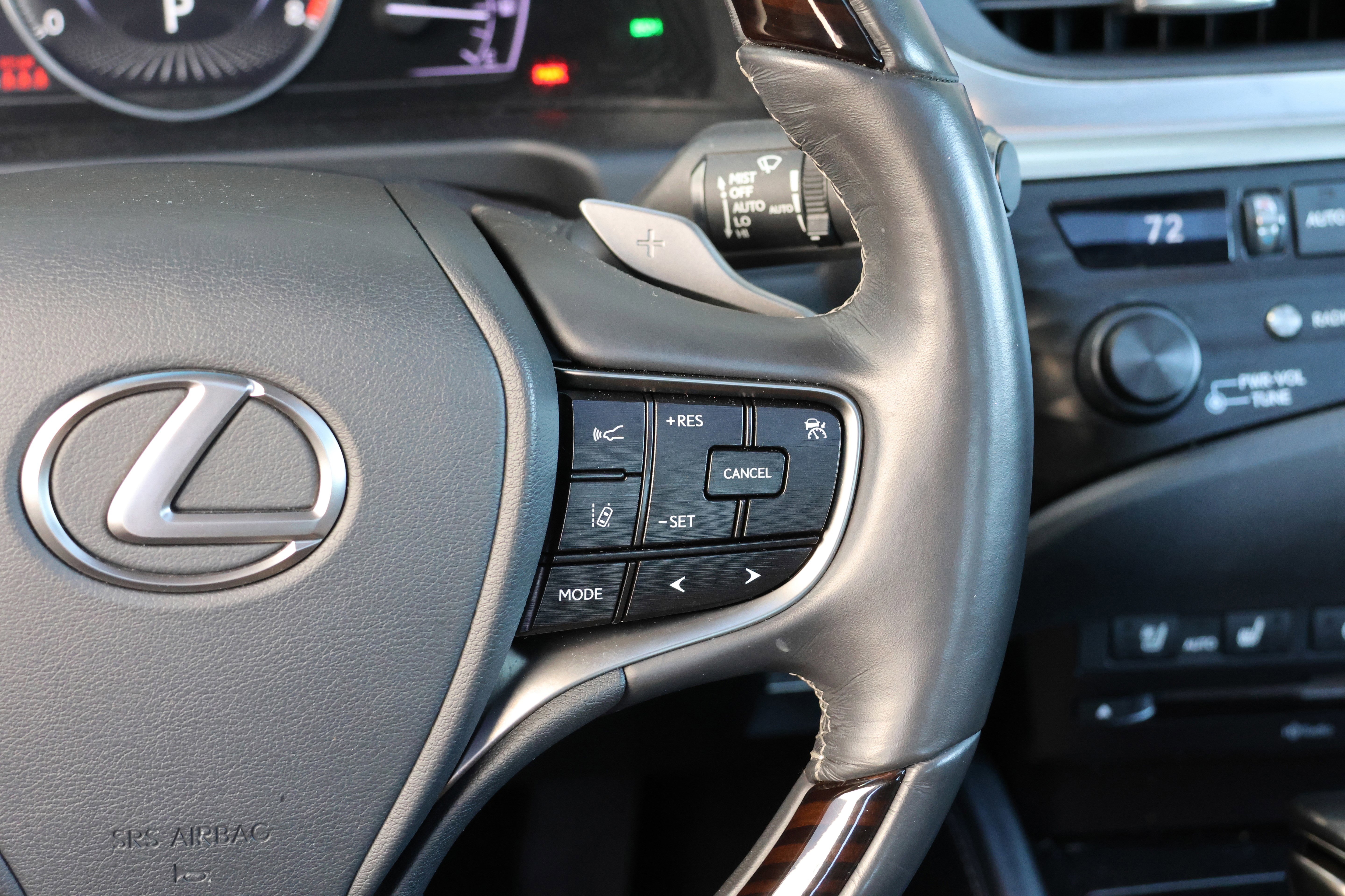 Used 2019 Lexus ES 350 w/ Premium Package image 20