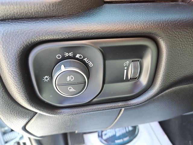 Used 2024 RAM 2500 Big Horn w/ Bed Utility Group image 19