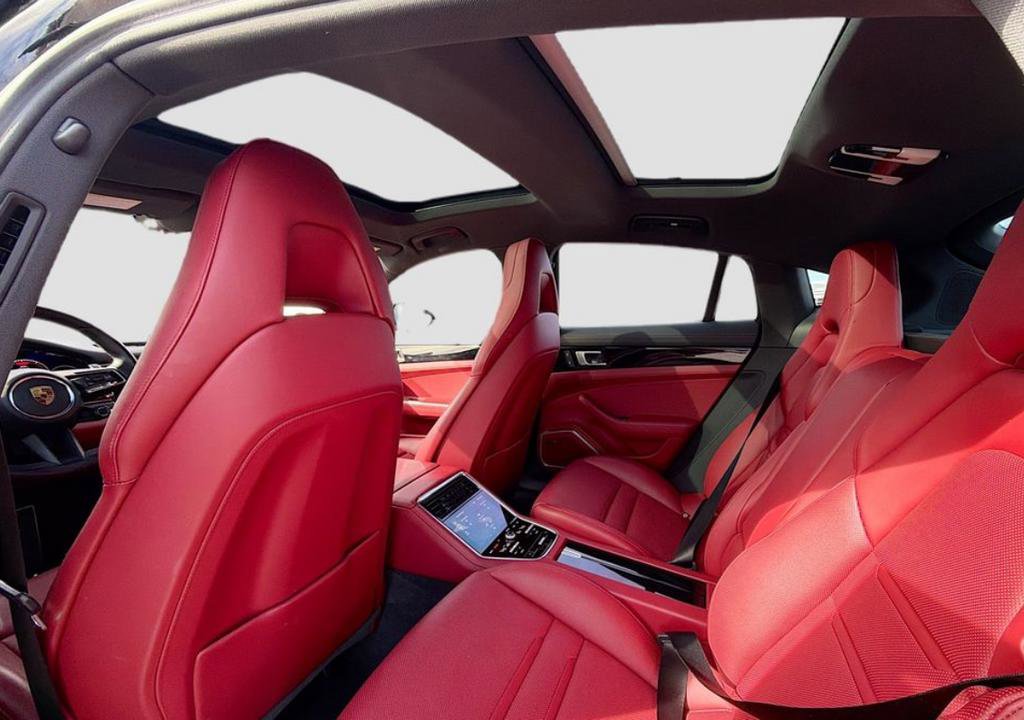 Used 2023 Porsche Panamera 4 Platinum Edition image 12