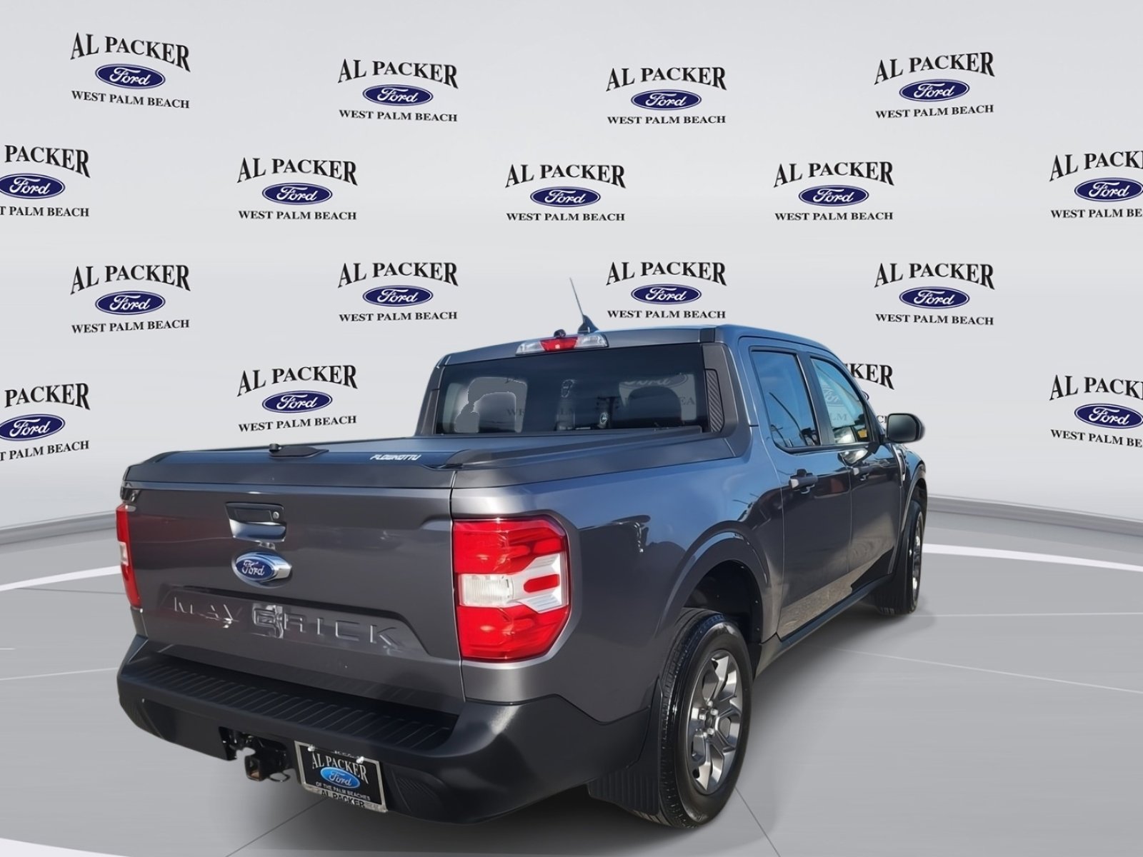 Used 2023 Ford Maverick XLT image 5