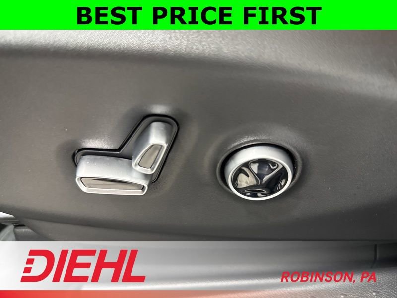 New 2026 Chrysler Pacifica Pinnacle image 27