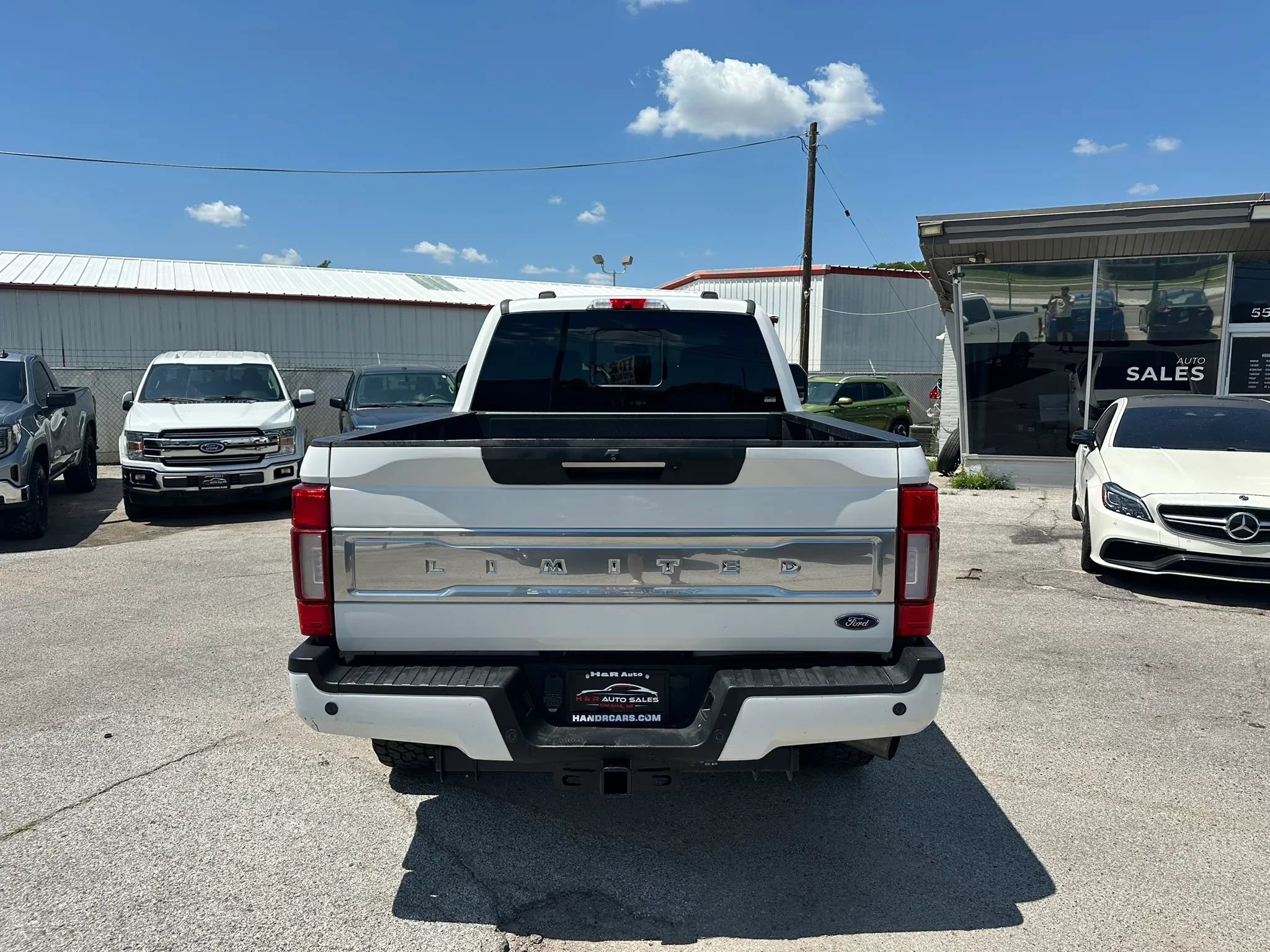 Used 2020 Ford F250 Limited w/ FX4 Off-Road Package AWD/4WD image 4