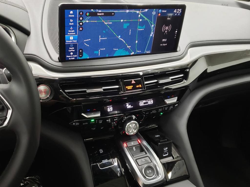 Certified 2026 Acura MDX w/ Technology Package AWD/4WD image 10