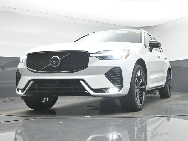 New 2026 Volvo XC60 B5 Plus w/ Protection Package Premier image 39